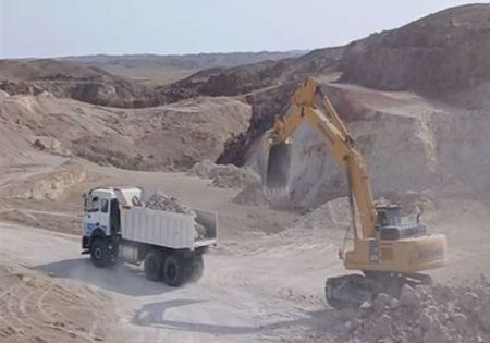 معدن بنتونیت دهانه گرگ استان خراسان جنوبی